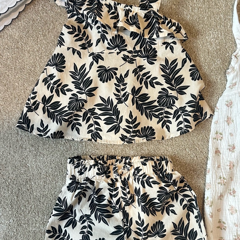 Zara/ H&M/ Cat & Jack Kids Matching Sets/Dresses- White, Multicolor - Picture 4 of 13